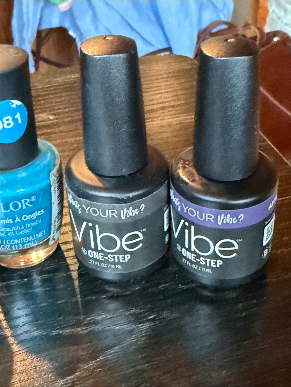 Assorted nail color and brands OPI /Vibe/essie- 8 bottles - Picture 4 of 5